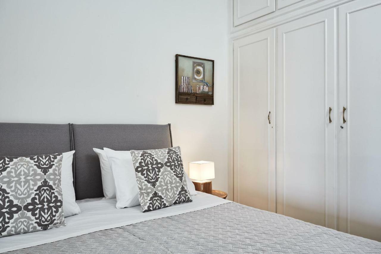 Chic One Bd Apartment With Hilton View 아테네 외부 사진