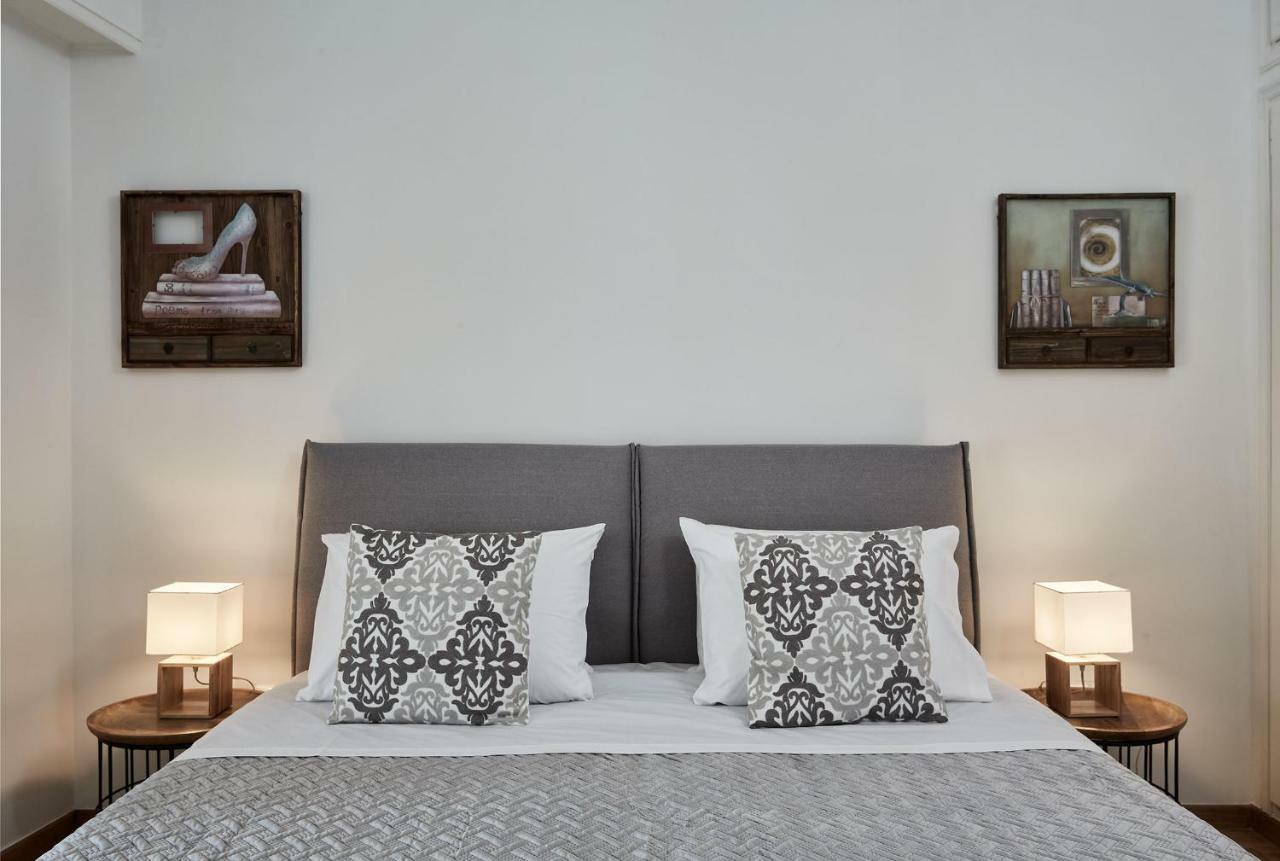 Chic One Bd Apartment With Hilton View 아테네 외부 사진